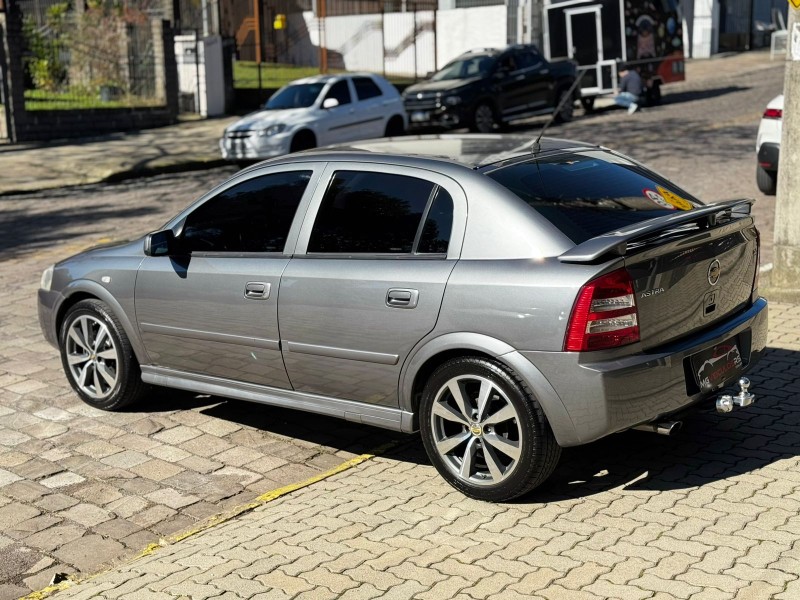 ASTRA 2.0 MPFI ADVANTAGE 8V FLEX 4P MANUAL - 2011 - CAXIAS DO SUL