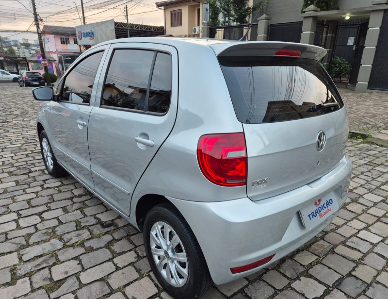 FOX 1.0 MI BLUEMOTION 8V FLEX 4P MANUAL - 2014 - CAXIAS DO SUL