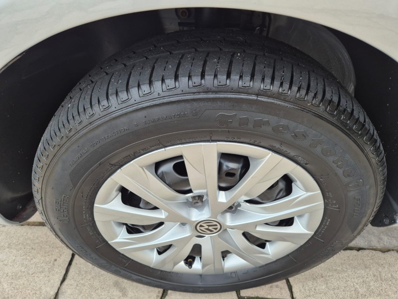 FOX 1.0 MI BLUEMOTION 8V FLEX 4P MANUAL - 2014 - CAXIAS DO SUL