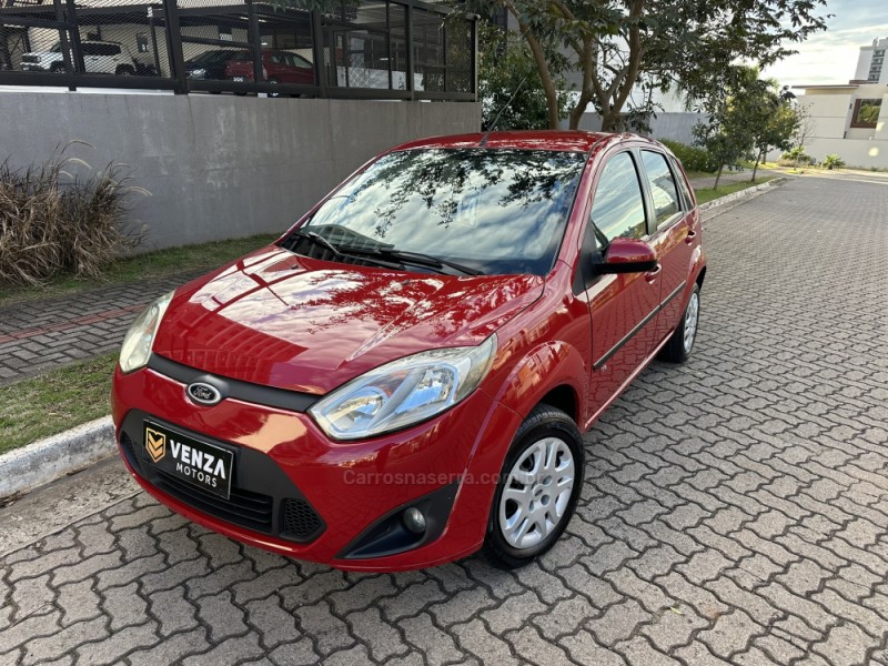 FIESTA 1.6 SE HATCH 16V FLEX 4P MANUAL - 2014 - PASSO FUNDO