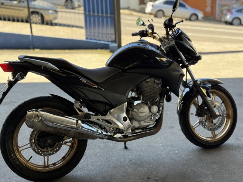 CB 300R  - 2010 - CAXIAS DO SUL
