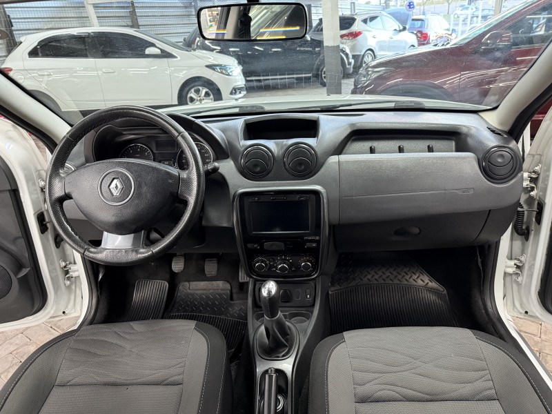 DUSTER 1.6 TECH ROAD 4X2 16V FLEX 4P MANUAL - 2013 - CAXIAS DO SUL