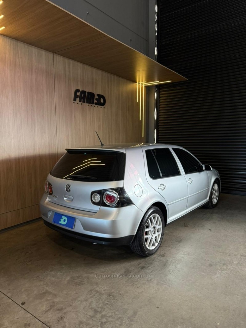 GOLF 1.6 MI SPORTLINE 8V FLEX 4P MANUAL - 2011 - LAJEADO
