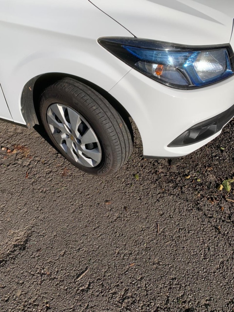 ONIX 1.4 MPFI LT 8V FLEX 4P MANUAL - 2013 - NOVA PETRóPOLIS