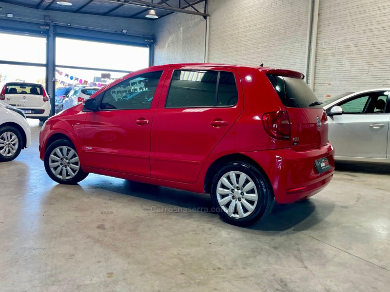 FOX 1.0 MI TREND 8V FLEX 4P MANUAL - 2011 - VACARIA