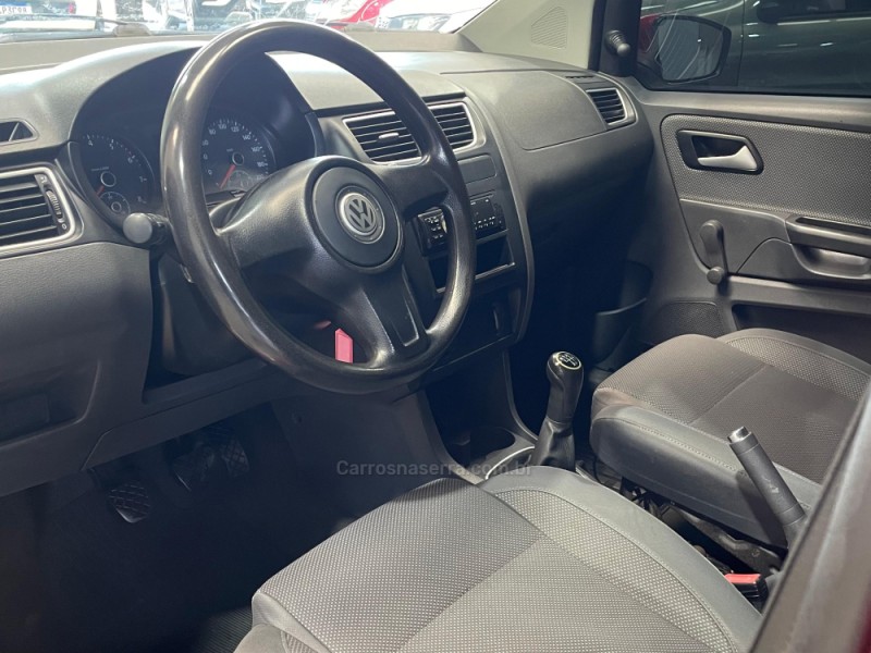 FOX 1.0 MI TREND 8V FLEX 4P MANUAL - 2011 - VACARIA