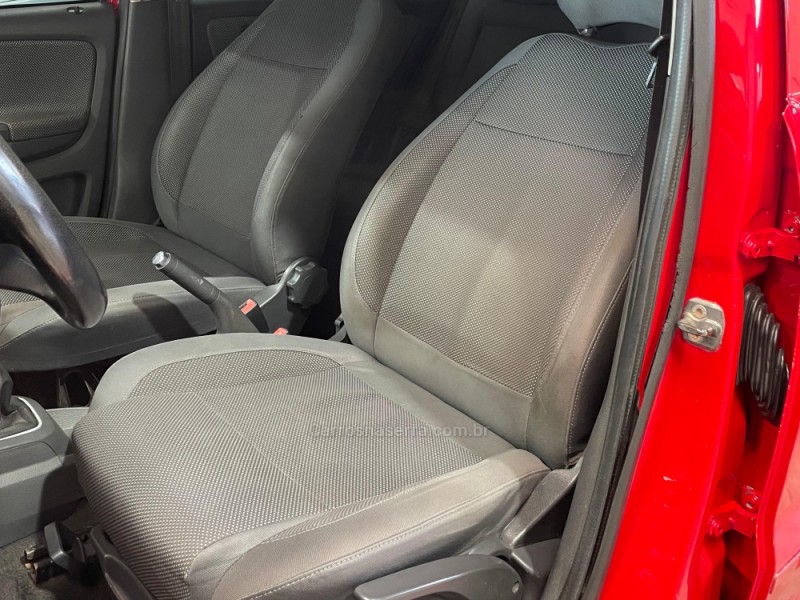 FOX 1.0 MI TREND 8V FLEX 4P MANUAL - 2011 - VACARIA