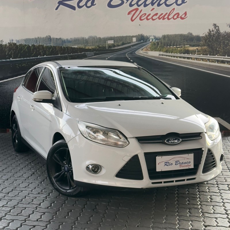 focus 1.6 se 8v flex 4p manual 2015 caxias do sul