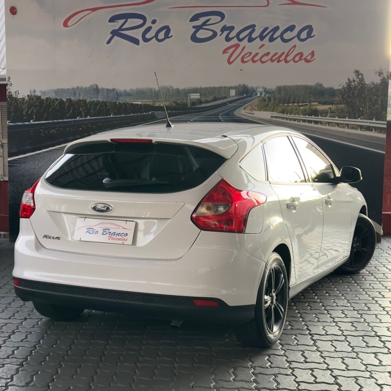 FOCUS 1.6 SE 8V FLEX 4P MANUAL - 2015 - CAXIAS DO SUL
