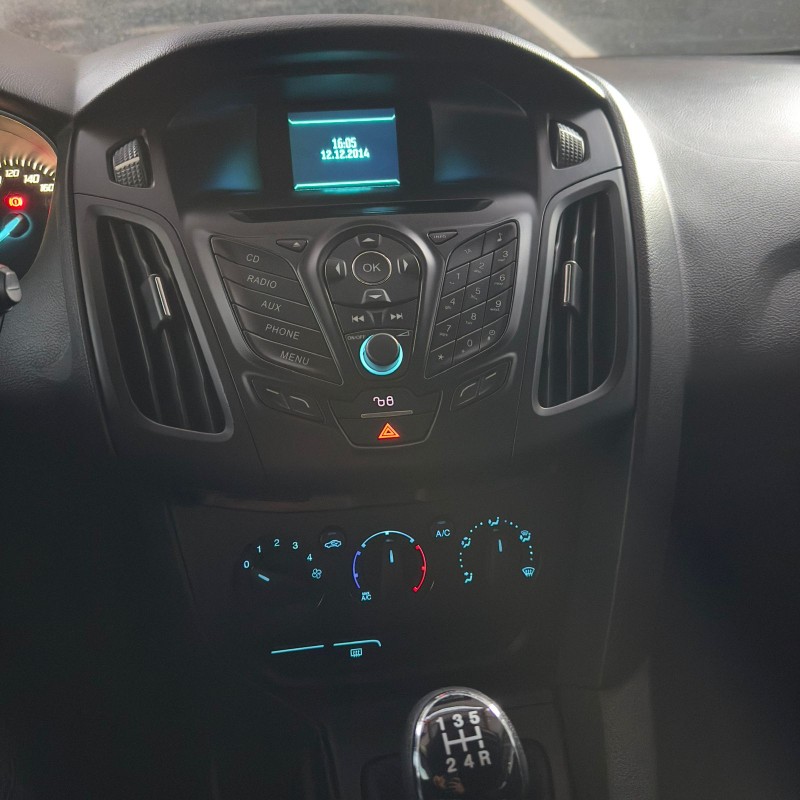 FOCUS 1.6 SE 8V FLEX 4P MANUAL - 2015 - CAXIAS DO SUL