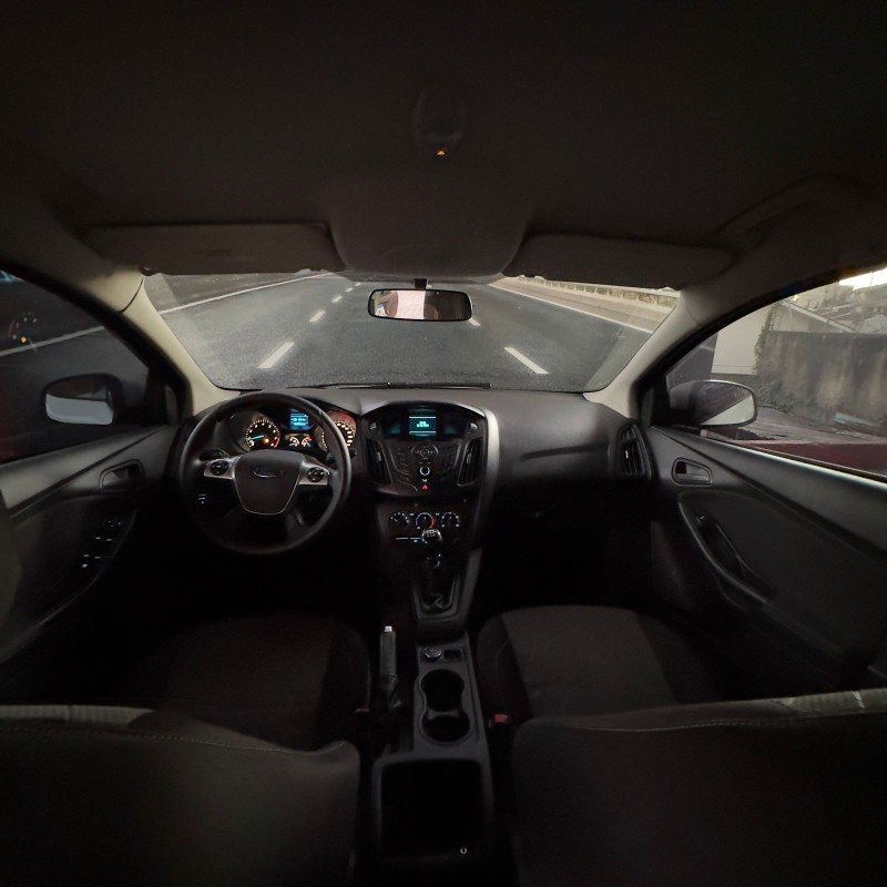 FOCUS 1.6 SE 8V FLEX 4P MANUAL - 2015 - CAXIAS DO SUL