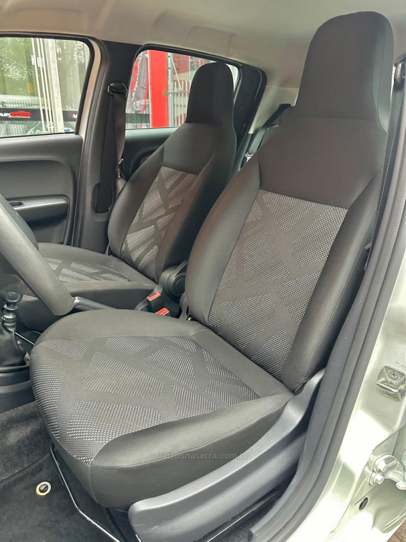MOBI 1.0 8V EVO FLEX LIKE. MANUAL - 2023 - ESTâNCIA VELHA
