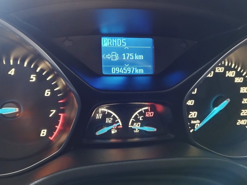 FOCUS 1.6 SE HATCH 16V FLEX 4P AUTOMÁTICO - 2015 - CAXIAS DO SUL
