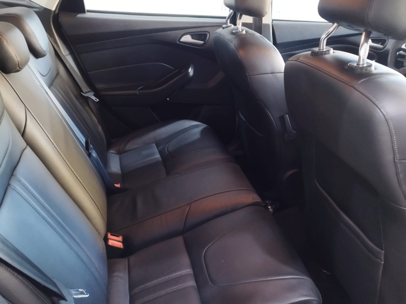 FOCUS 1.6 SE HATCH 16V FLEX 4P AUTOMÁTICO - 2015 - CAXIAS DO SUL
