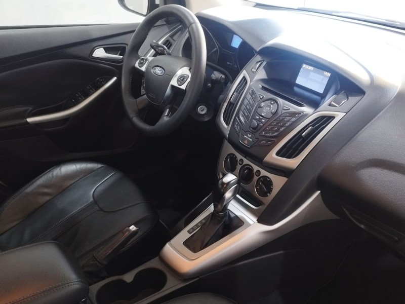 FOCUS 1.6 SE HATCH 16V FLEX 4P AUTOMÁTICO - 2015 - CAXIAS DO SUL
