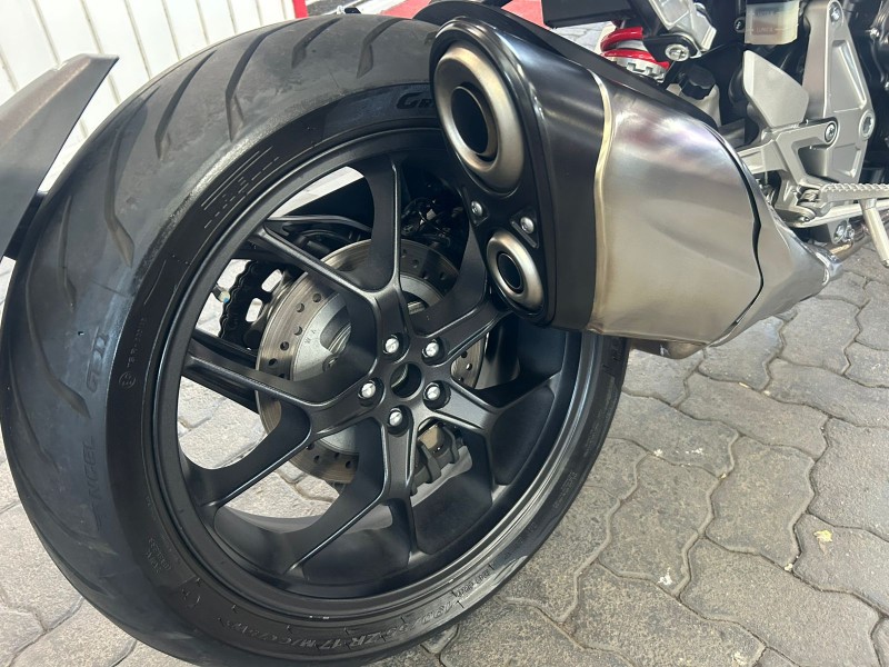 CB 1000R ABS - 2020 - TRêS COROAS
