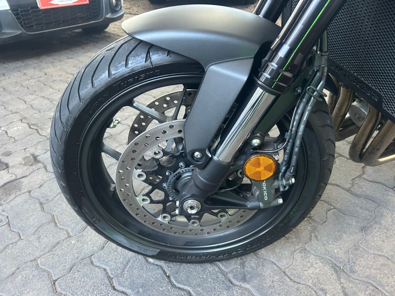 CB 1000R ABS - 2020 - TRêS COROAS