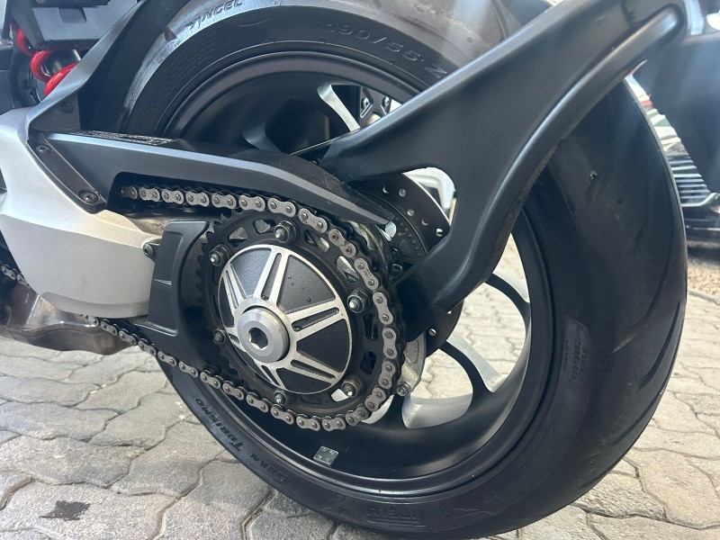 CB 1000R ABS - 2020 - TRêS COROAS