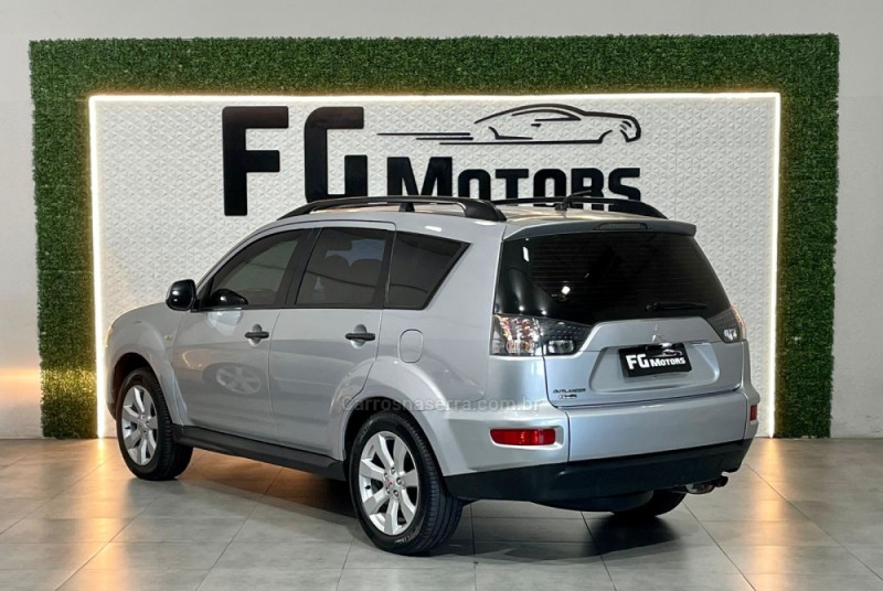 OUTLANDER 2.0 16V GASOLINA 4P AUTOMÁTICO - 2012 - NOVO HAMBURGO