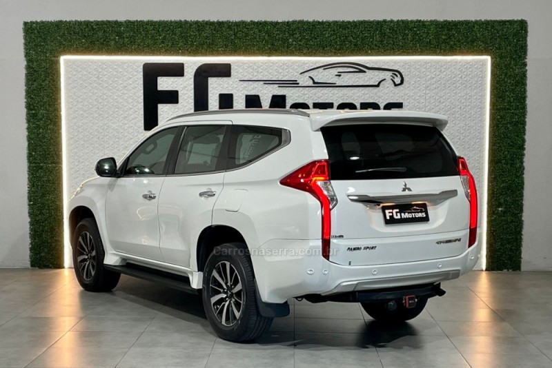 PAJERO SPORT 2.4 HPE 4X4 DIESEL 4P AUTOMÁTICA - 2020 - NOVO HAMBURGO