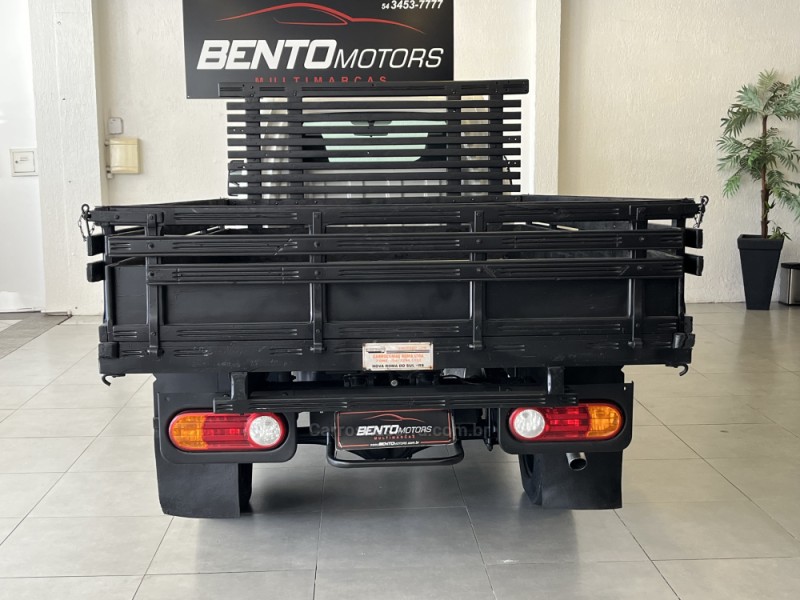 HR 2.5 LONGO COM CAÇAMBA 4X2 16V 130CV TURBO INTERCOOLER DIESEL 2P MANUAL - 2013 - BENTO GONçALVES