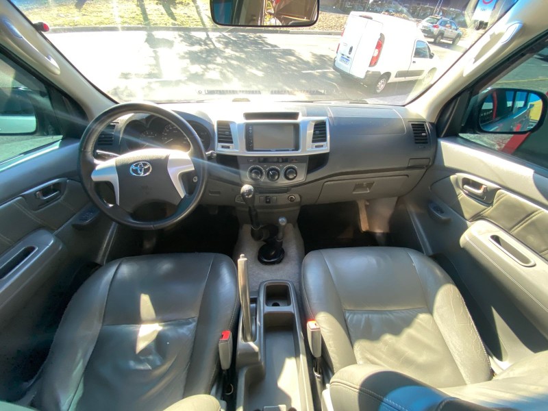 HILUX 3.0 SR 4X4 CD 16V TURBO INTERCOOLER DIESEL 4P MANUAL - 2013 - CAXIAS DO SUL