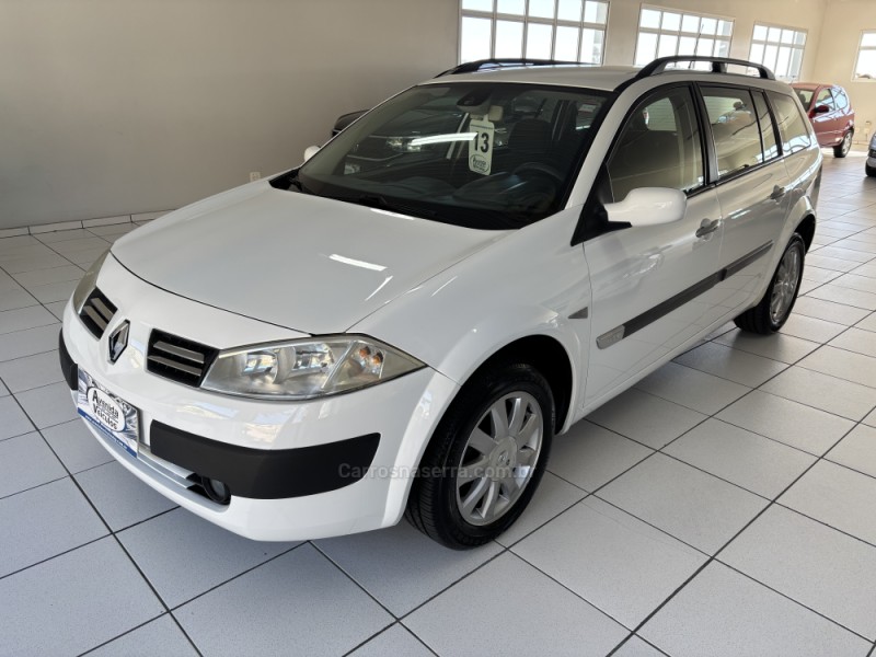 MÉGANE 1.6 DYNAMIQUE GRAND TOUR 16V FLEX 4P MANUAL - 2013 - BENTO GONçALVES