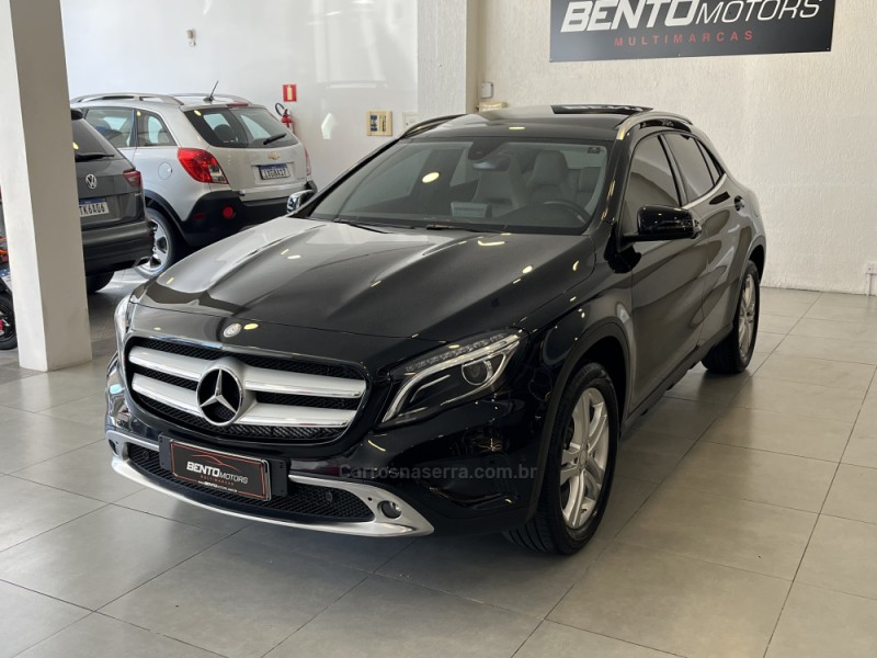 GLA 200 1.6 CGI ENDURO 16V TURBO FLEX 4P AUTOMÁTICO - 2017 - BENTO GONçALVES