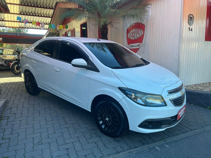 PRISMA 1.4 MPFI LT 8V FLEX 4P MANUAL
