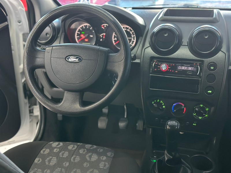 FIESTA 1.0 MPI CLASS HATCH 8V FLEX 4P MANUAL - 2013 - CAXIAS DO SUL