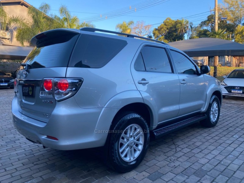 HILUX SW4 3.0 SRV 4X4 16V TURBO INTERCOOLER DIESEL 4P AUTOMÁTICO - 2015 - DOIS IRMãOS