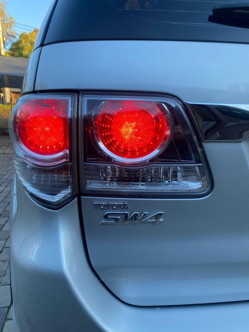 HILUX SW4 3.0 SRV 4X4 16V TURBO INTERCOOLER DIESEL 4P AUTOMÁTICO - 2015 - DOIS IRMãOS