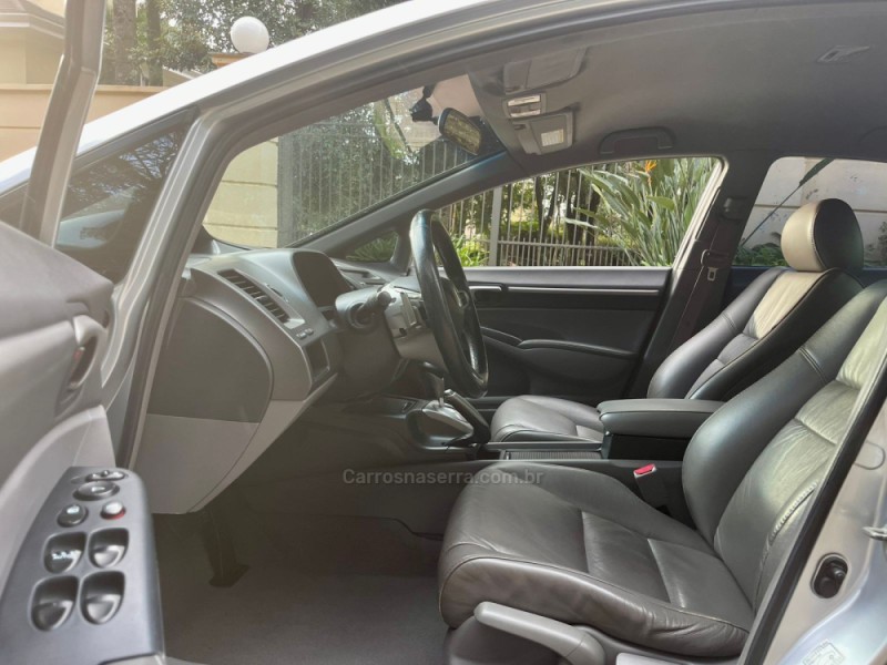 CIVIC 1.8 EXS 16V GASOLINA 4P AUTOMÁTICO - 2008 - BENTO GONçALVES