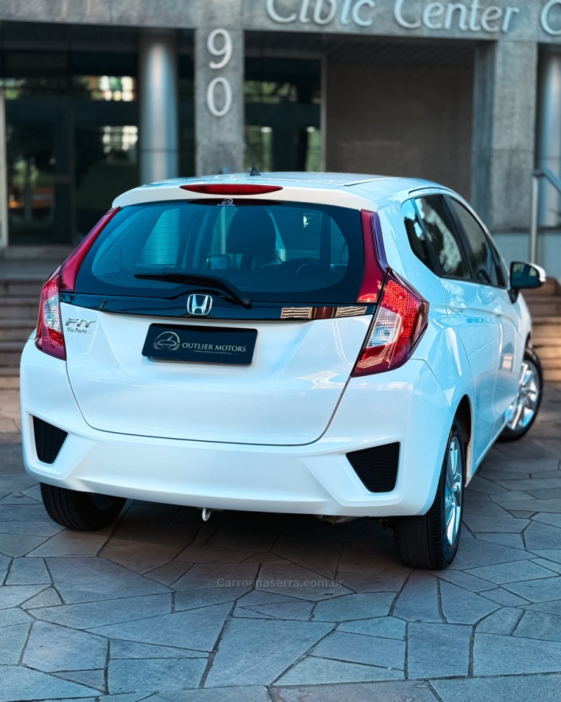 FIT 1.4 LX 8V GASOLINA 4P AUTOMÁTICO - 2017 - NOVO HAMBURGO