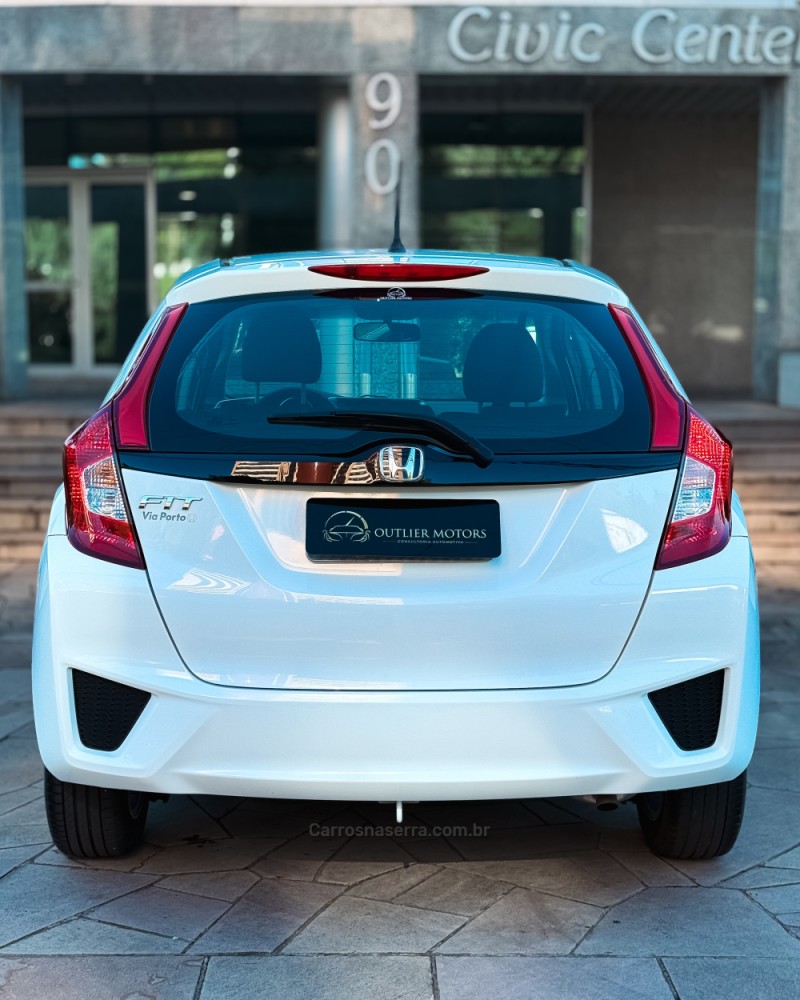 FIT 1.4 LX 8V GASOLINA 4P AUTOMÁTICO - 2017 - NOVO HAMBURGO