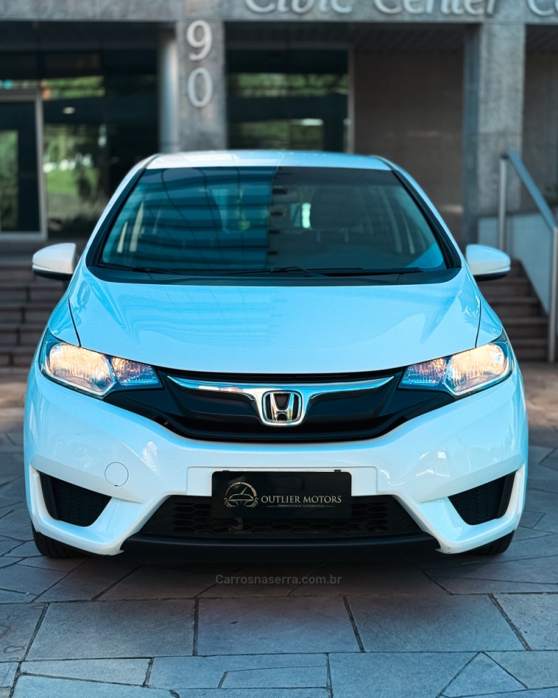 FIT 1.4 LX 8V GASOLINA 4P AUTOMÁTICO - 2017 - NOVO HAMBURGO