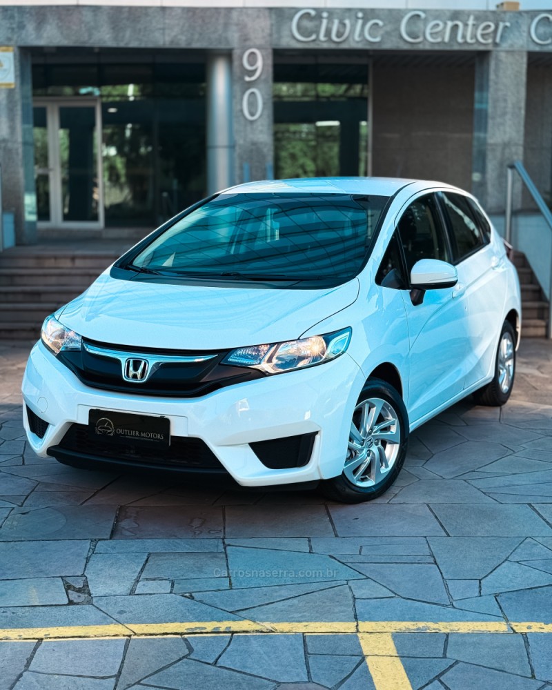 FIT 1.4 LX 8V GASOLINA 4P AUTOMÁTICO - 2017 - NOVO HAMBURGO