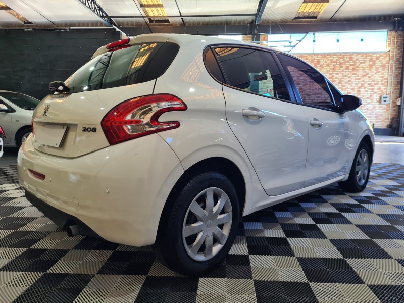 208 1.5 ACTIVE 8V FLEX 4P MANUAL - 2014 - FARROUPILHA