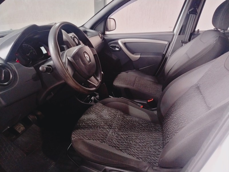 DUSTER OROCH 1.6 16V FLEX EXPRESSION 4P MANUAL - 2017 - SãO SEBASTIãO DO CAí
