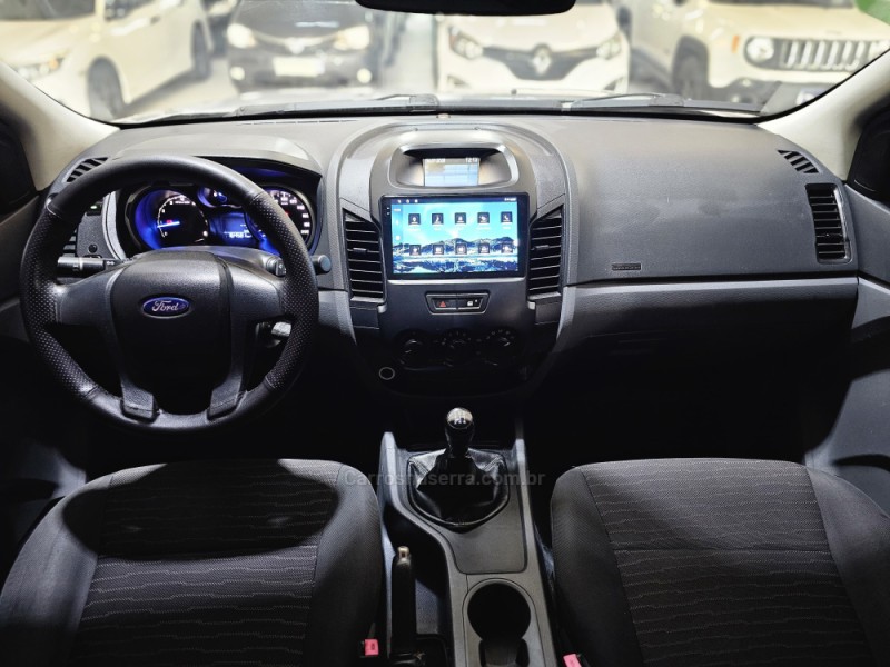 RANGER 2.5 XLS 4X2 CD 16V FLEX 4P MANUAL - 2013 - SAPUCAIA DO SUL