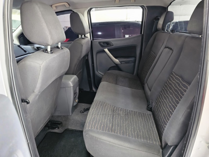 RANGER 2.5 XLS 4X2 CD 16V FLEX 4P MANUAL - 2013 - SAPUCAIA DO SUL
