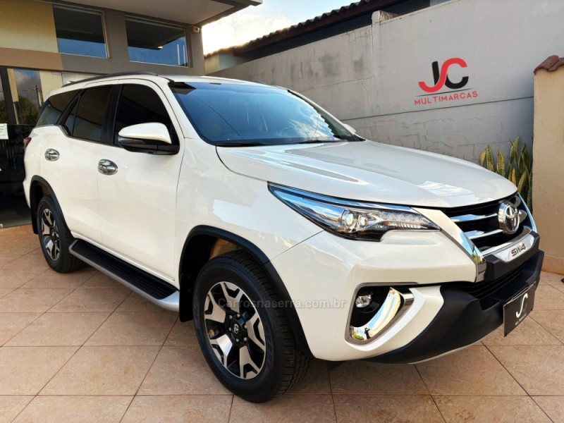 HILUX SW4 2.8 SRX 4X4 DIAMOND 16V TURBO DIESEL 4P 7 LUGARES AUTOMÁTICO - 2020 - CAMPINAS DO SUL