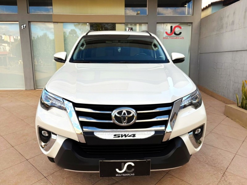 HILUX SW4 2.8 SRX 4X4 DIAMOND 16V TURBO DIESEL 4P 7 LUGARES AUTOMÁTICO - 2020 - CAMPINAS DO SUL