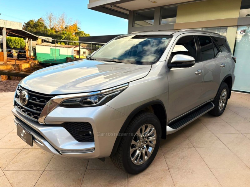 HILUX SW4 2.8 SRX 4X4 7 LUGARES 16V TURBO INTERCOOLER DIESEL 4P AUTOMÁTICO - 2021 - CAMPINAS DO SUL