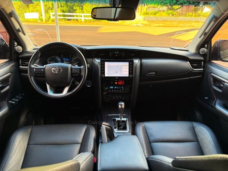 HILUX SW4 2.8 SRX 4X4 7 LUGARES 16V TURBO INTERCOOLER DIESEL 4P AUTOMÁTICO - 2021 - CAMPINAS DO SUL