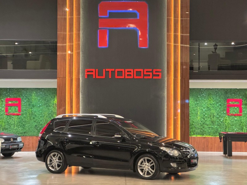 i30 cw 2.0 mpfi 16v gasolina 4p automatico 2011 novo hamburgo