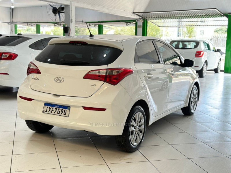 HB20 1.6 COMFORT PLUS 16V FLEX 4P MANUAL - 2016 - SAPUCAIA DO SUL