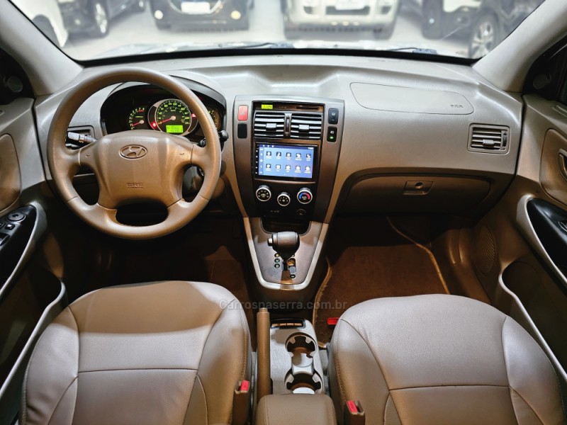 TUCSON 2.0 MPFI GLS 16V 143CV 2WD GASOLINA 4P AUTOMÁTICO - 2010 - SAPUCAIA DO SUL