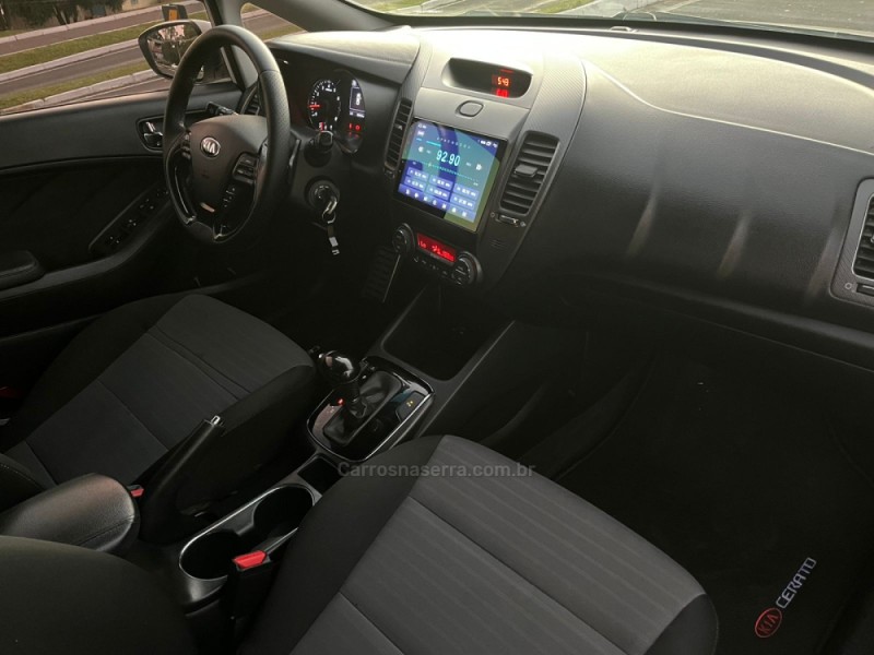 CERATO 1.6 16V SX4 GASOLINA 4P AUTOMÁTICO - 2019 - DOIS IRMãOS