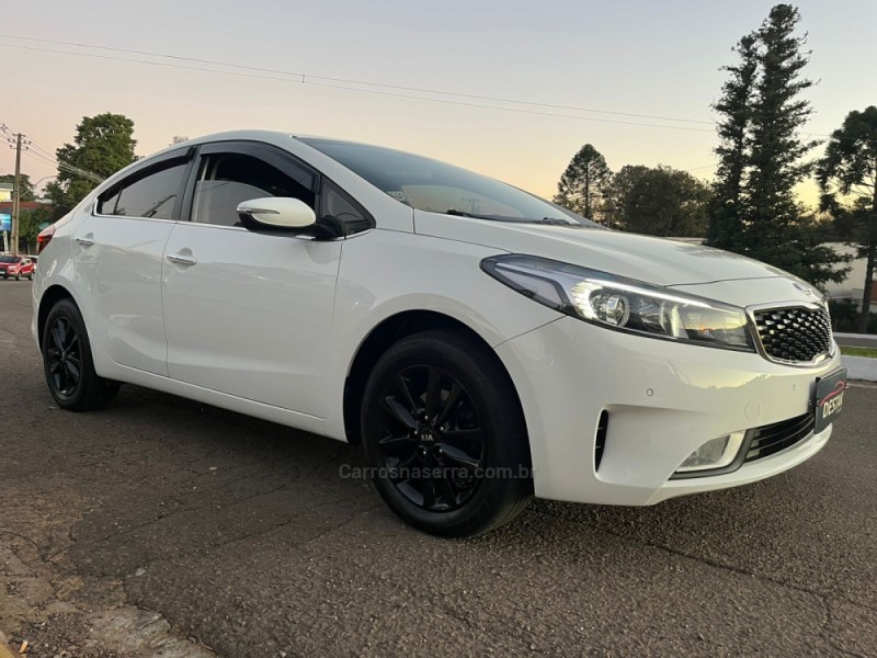 CERATO 1.6 16V SX4 GASOLINA 4P AUTOMÁTICO - 2019 - DOIS IRMãOS
